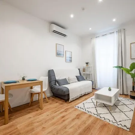 Pertinax Cosy 2 Pieces Au Coeur Du Centre De Ac Apartament Nicea